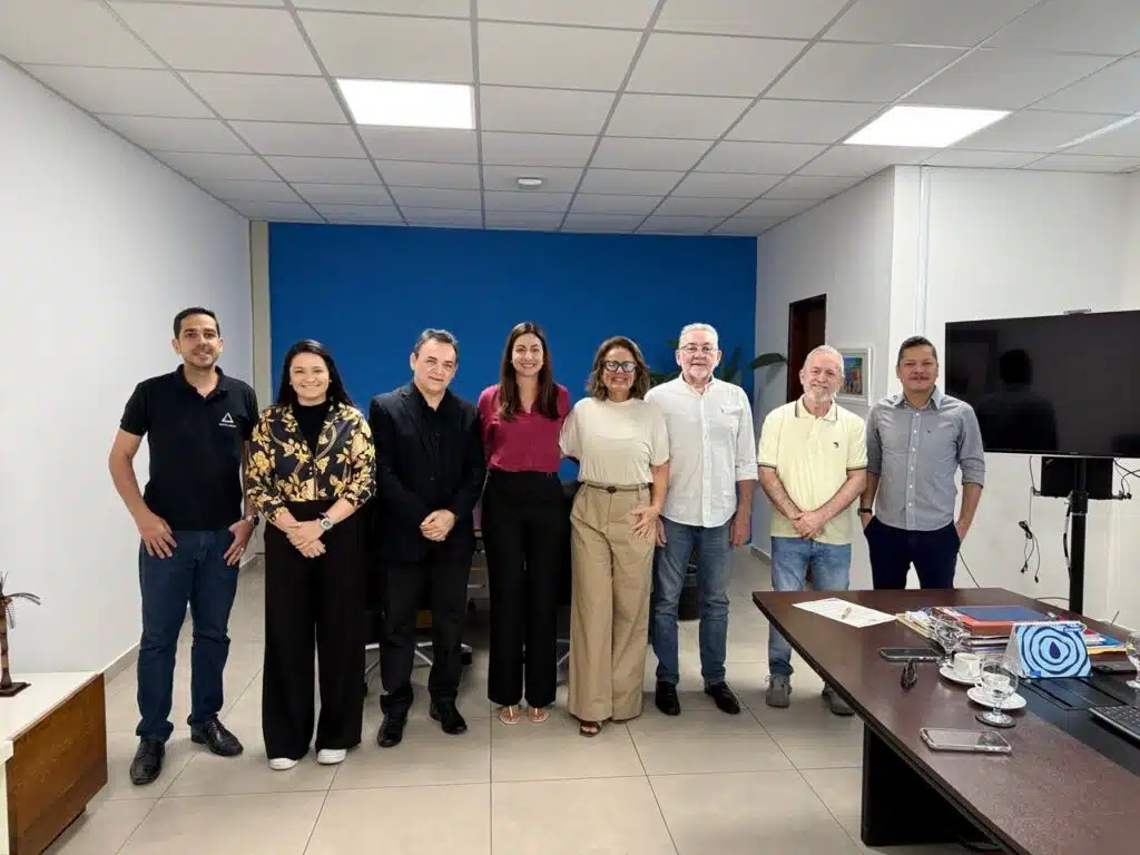 Evento de assinatura do pacto pela inovação da FAPESQPB junto ao Hub de inovação Farol Digital