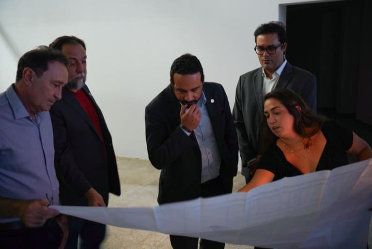 b20730e5 aea7 4a75 bf4c 6140e26abe78