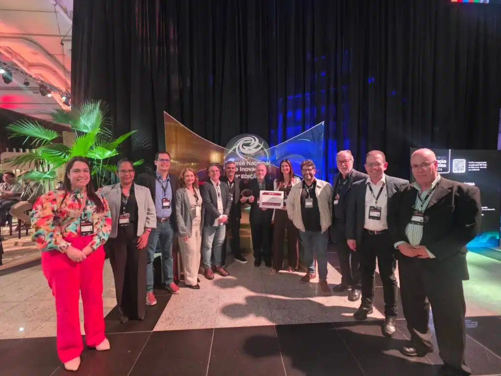 Equipe enviada pra o evento para o recebimento do Premio