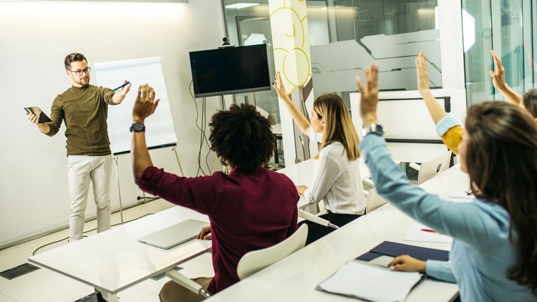 Programa da Anatel oferece 20 vagas para estudantes interessados em transformação digital e regulação