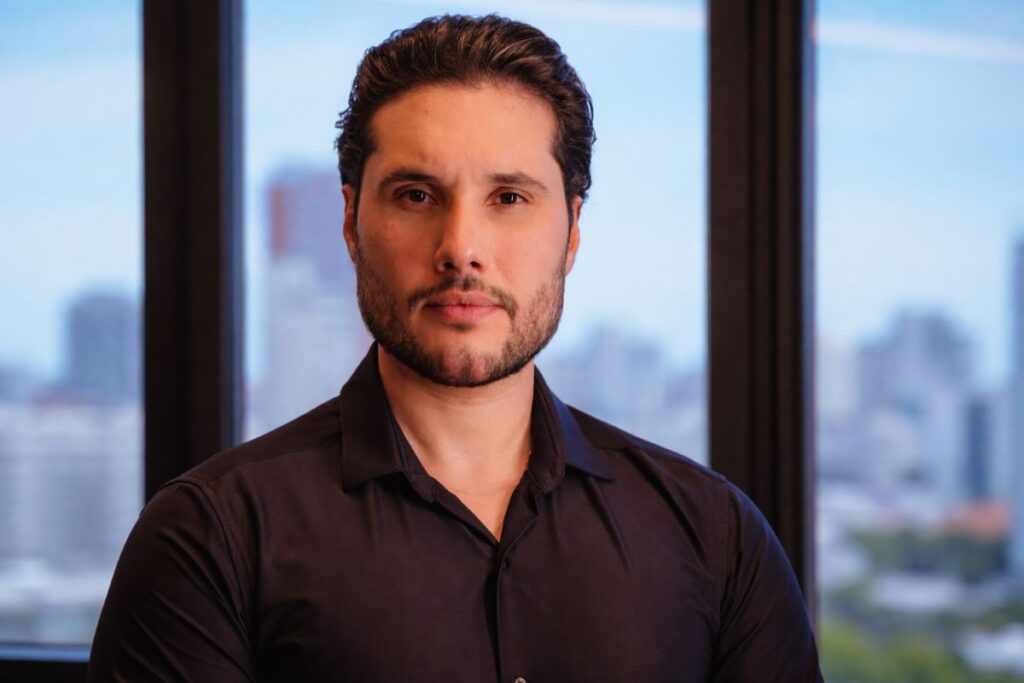 empresário cearense arthur frota embaixador no estado do br angels