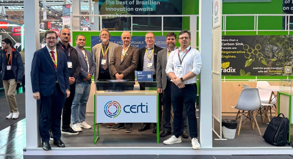 equipe certi hannovermesse foto divulgacao