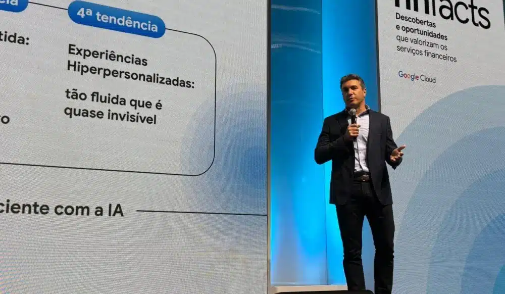 As 5 apostas do Google Cloud em IA para transformar o sistema financeiro Rafael d’Ávila, head de Serviços Financeiros do Google Cloud no Brasil, durante painel (Imagem: Giulia Frazão/Divulgação)