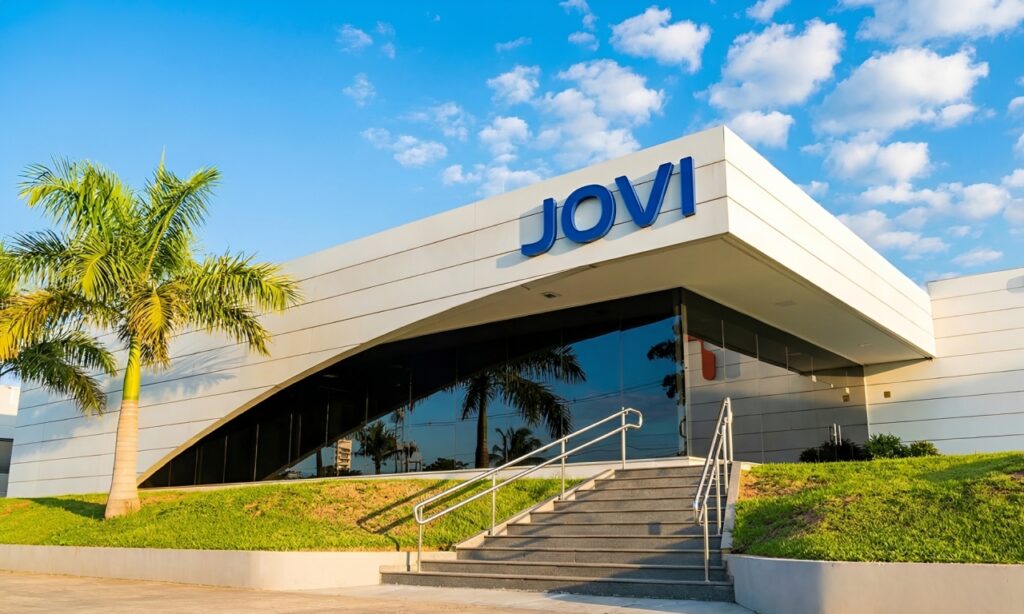 Fachada de unidade da JOVI, marca de smartphones